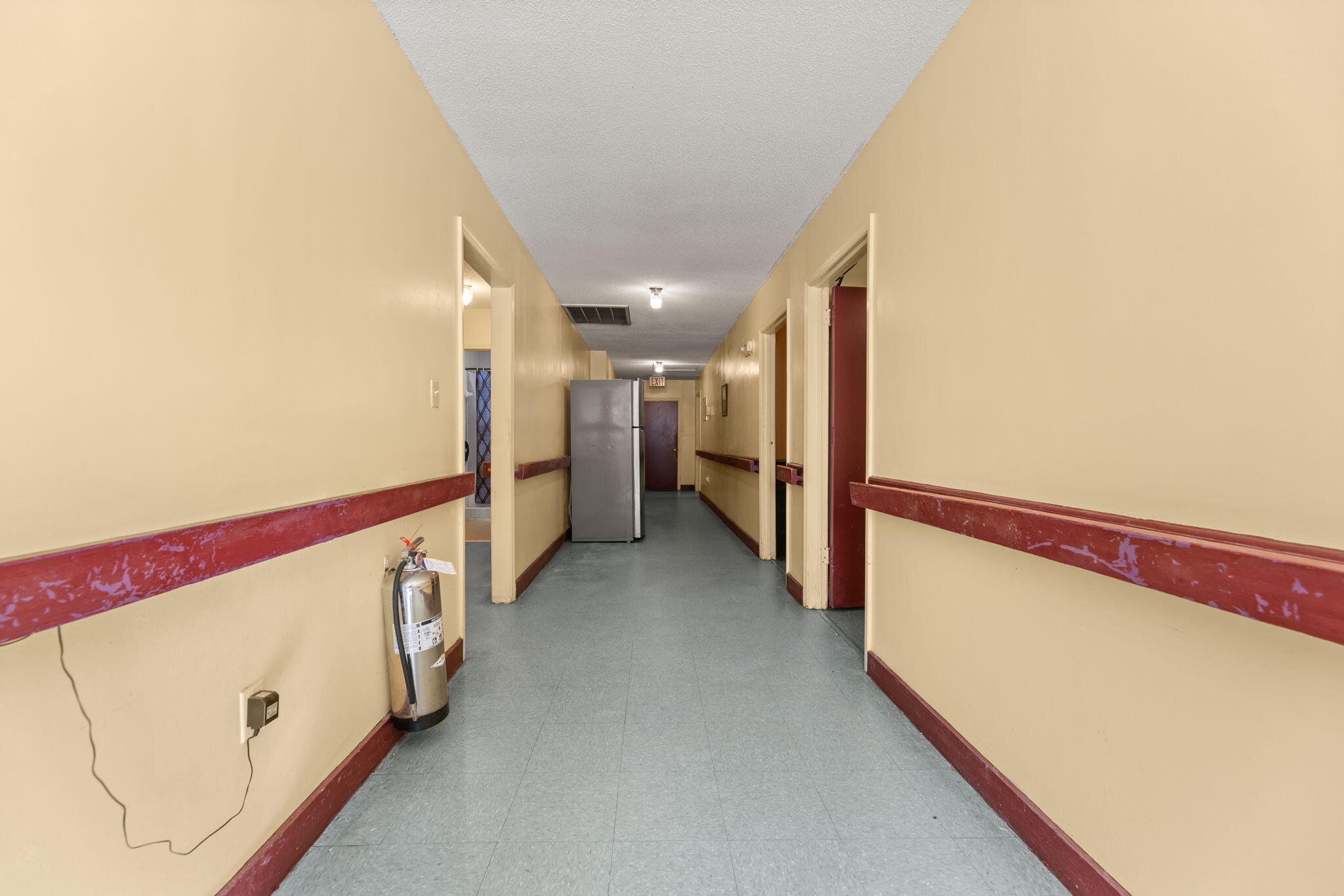 20-22 Larnes Street Charleston, SC 29403 - Photo 29 of 38 Hall