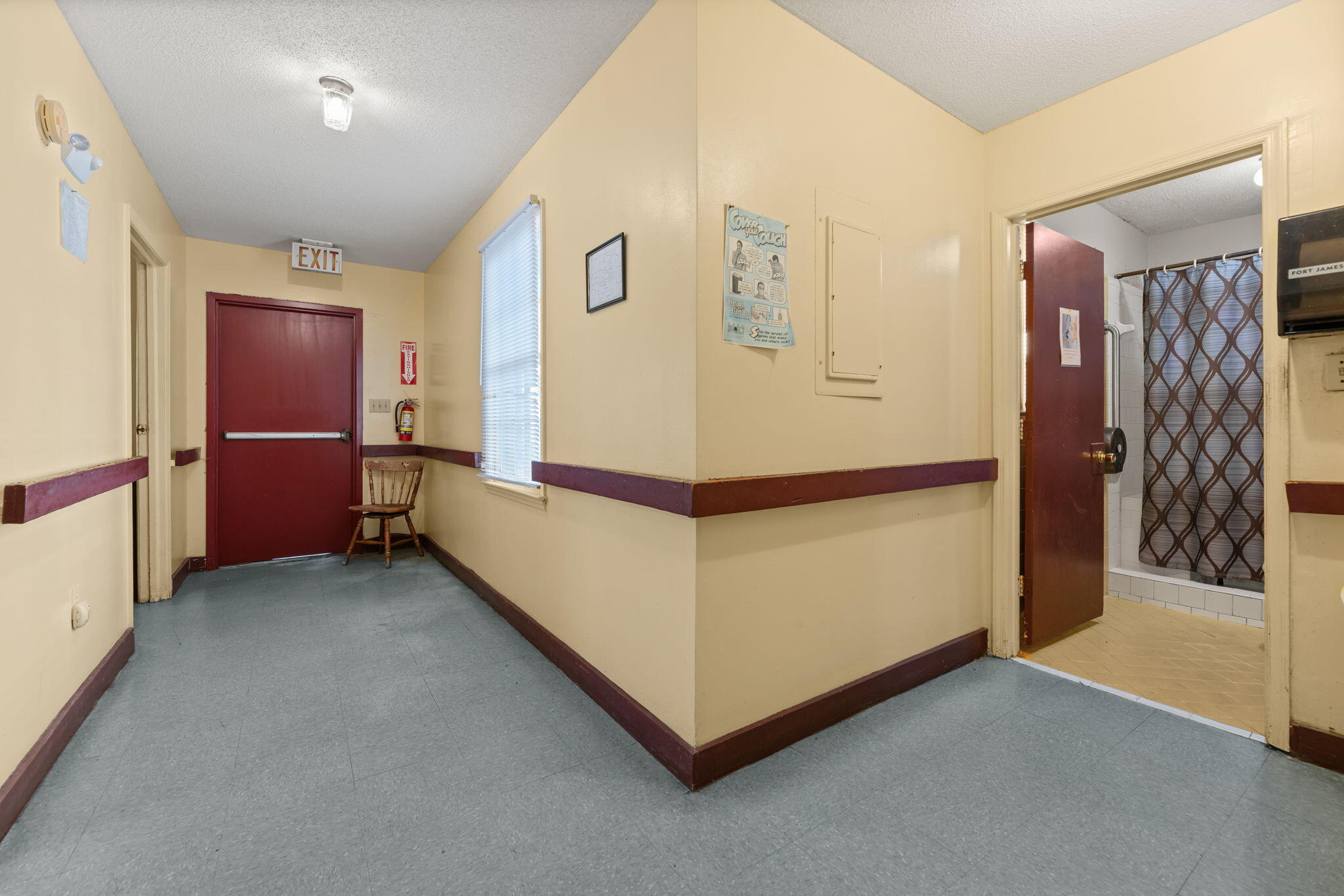 20-22 Larnes Street Charleston, SC 29403 - Photo 30 of 38 Hall to exit