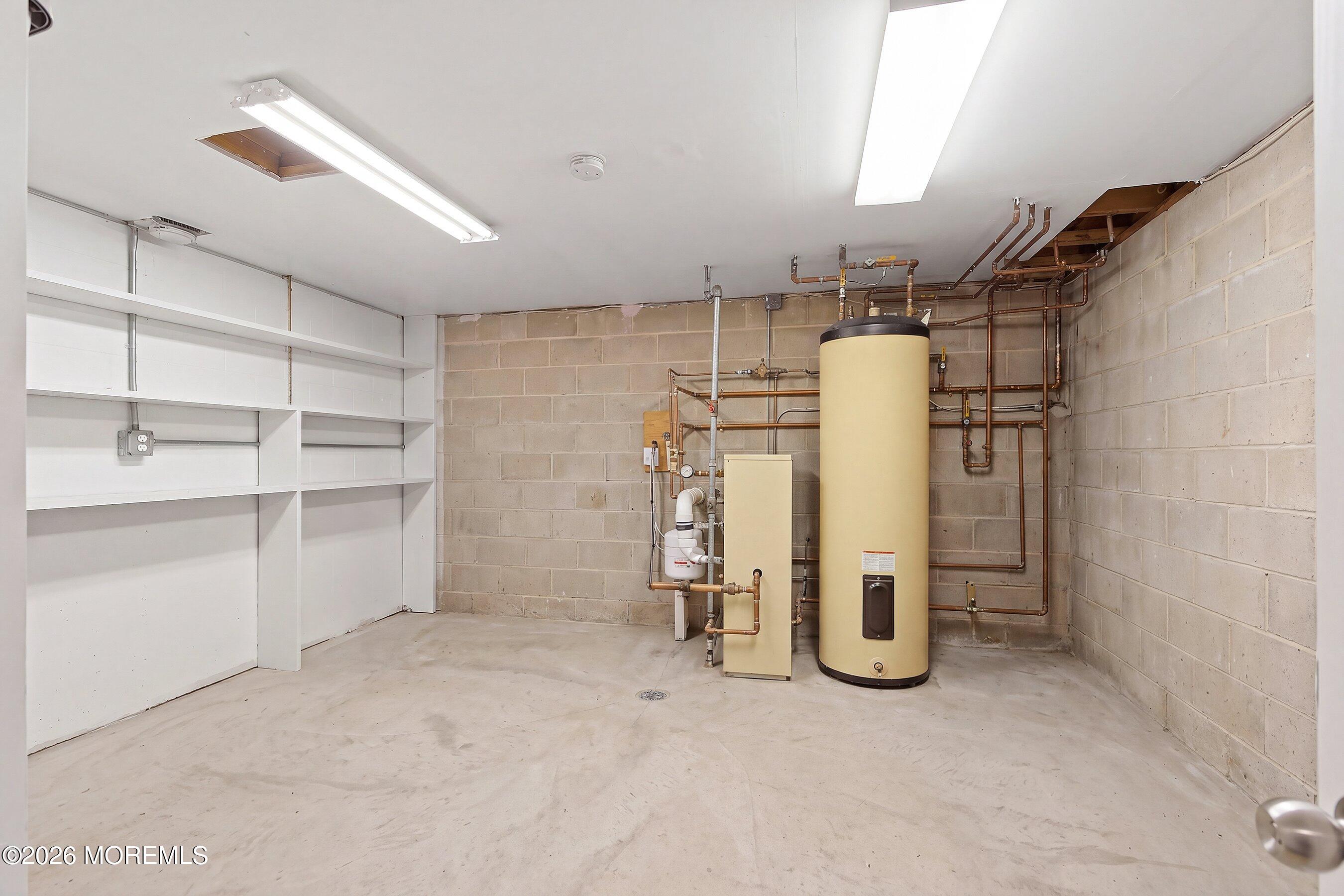 159 Harbor Inn Road Bayville, NJ 08721 - Photo 71 of 124 052-Storage empty