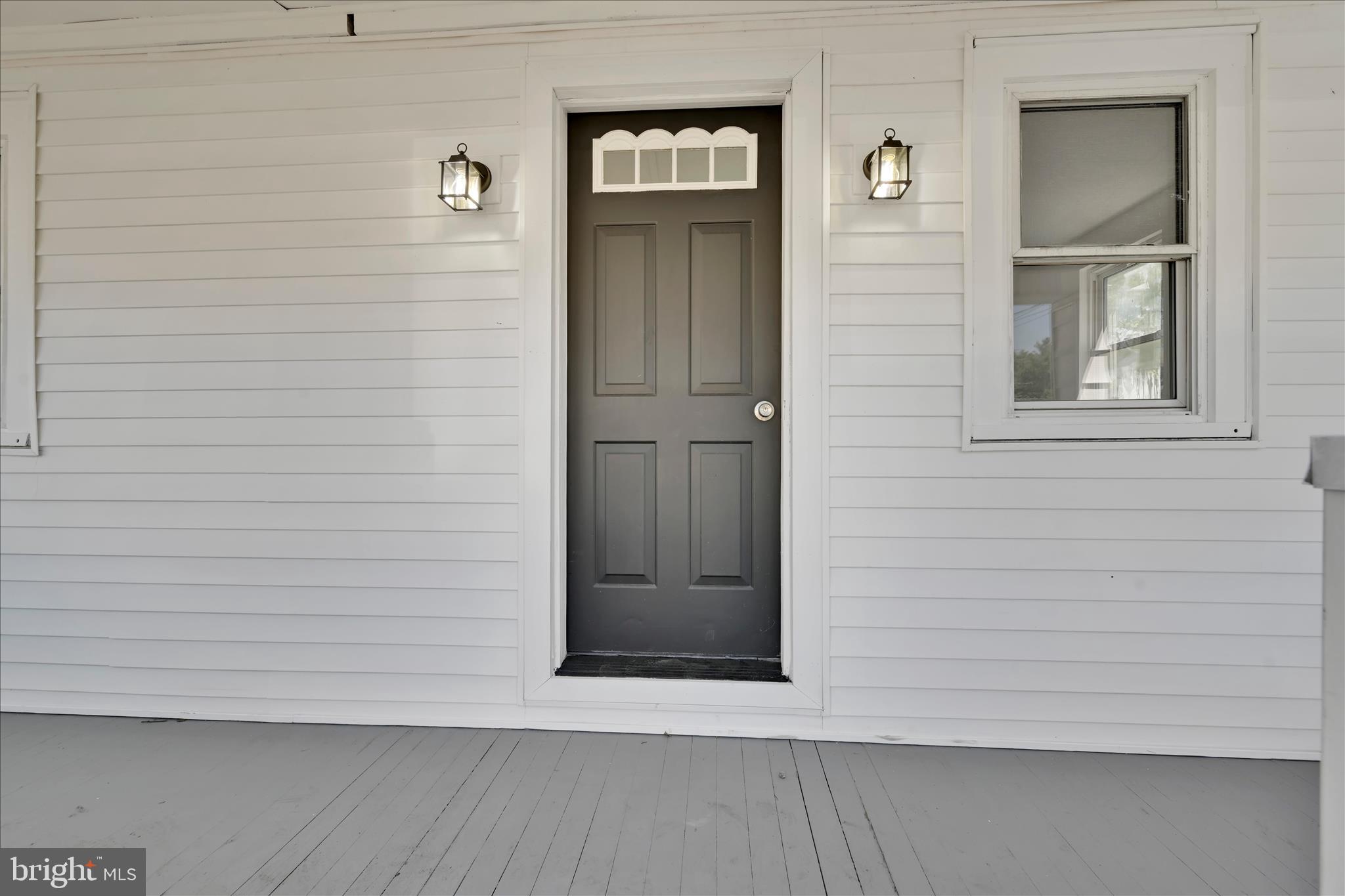 9 2nd Street Tremont, PA 17981 - Photo 7 of 35 Entrance