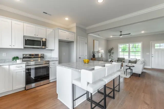 $249,000 | 142 Andros Loop, Dalton, GA 30721