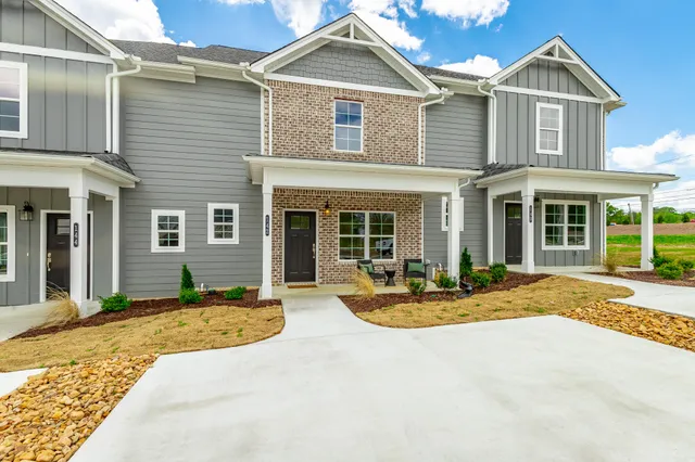 $249,000 | 142 Andros Loop, Dalton, GA 30721