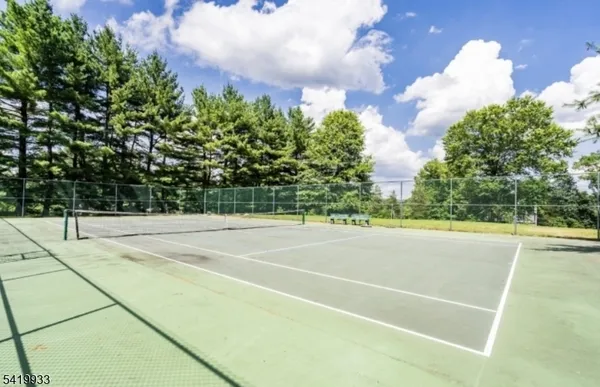 $295,000 | 13 Ridgedale Drive, Annandale, NJ 08801