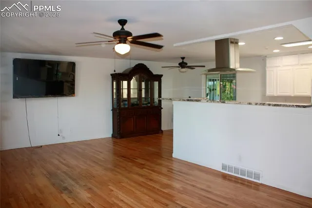 $459,000 | 7670 Sunny View Lane, Colorado Springs, CO 80911