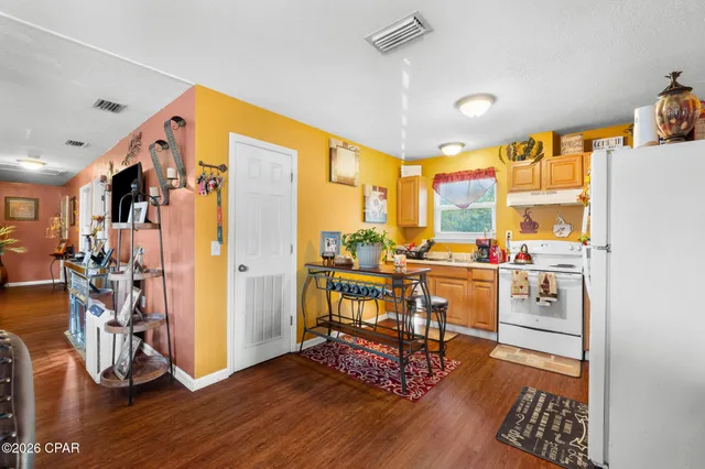 $250,000 | 208 Claire Avenue, Panama City, FL 32401