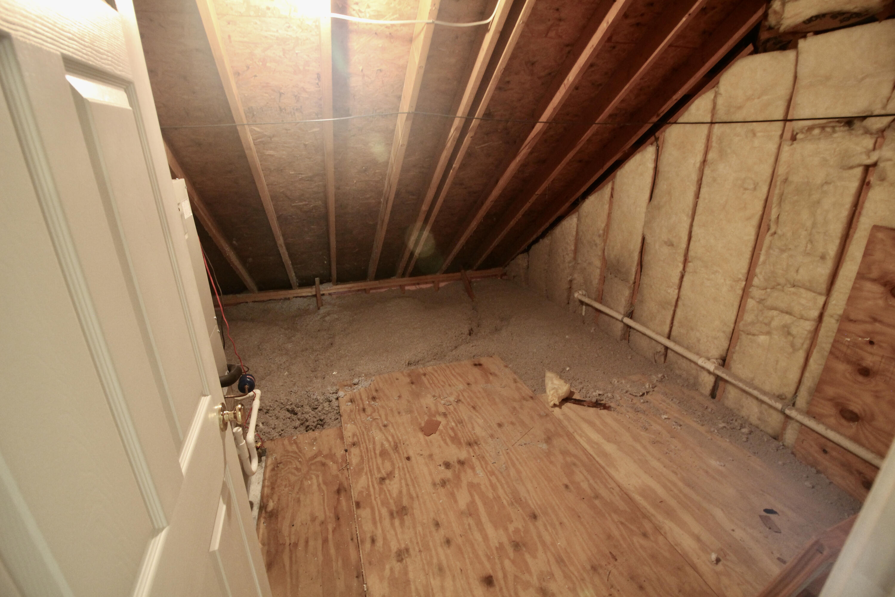 6413 Knightsbridge Road Hixson, TN 37343 - Photo 48 of 54 Attic Walk-out
