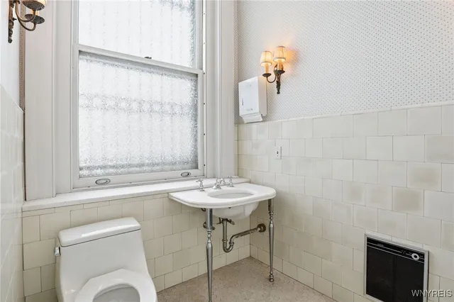 $3,900,000 | 672 Delaware Avenue, Buffalo, NY 14209