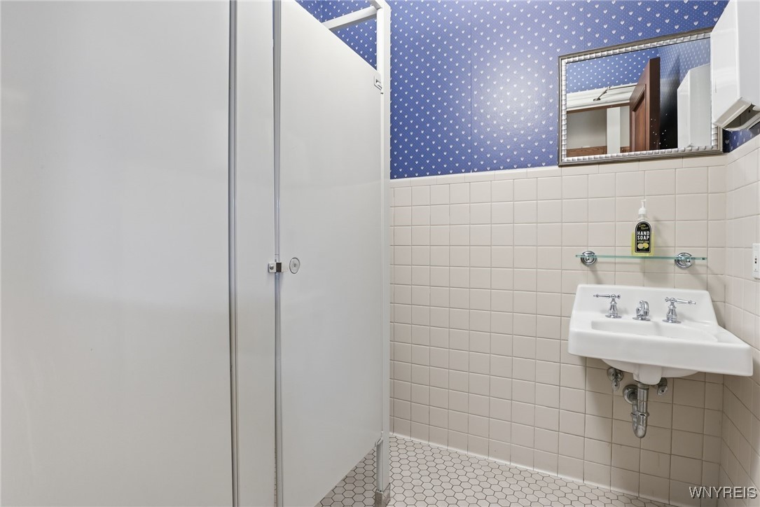 672 Delaware Avenue Buffalo, NY 14209 - Photo 47 of 50