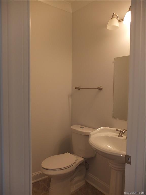 4441 Rolling Acres Road Charlotte, NC 28213 - Photo 13 of 34 Gallery Image 13