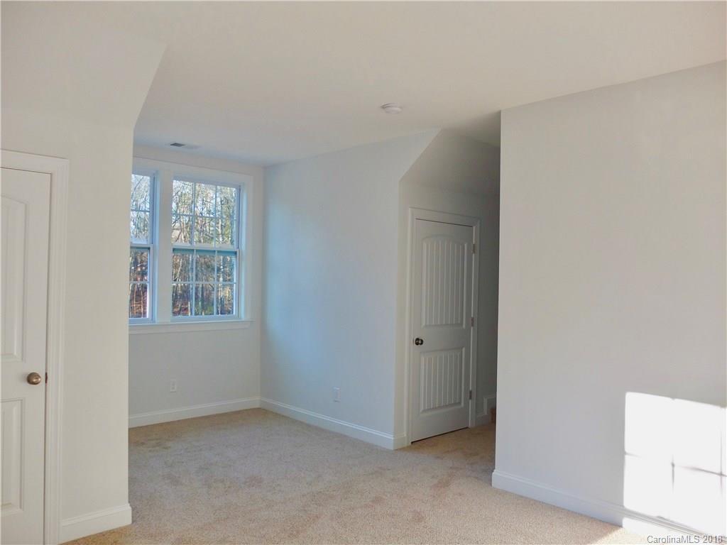 4441 Rolling Acres Road Charlotte, NC 28213 - Photo 18 of 34 Gallery Image 18