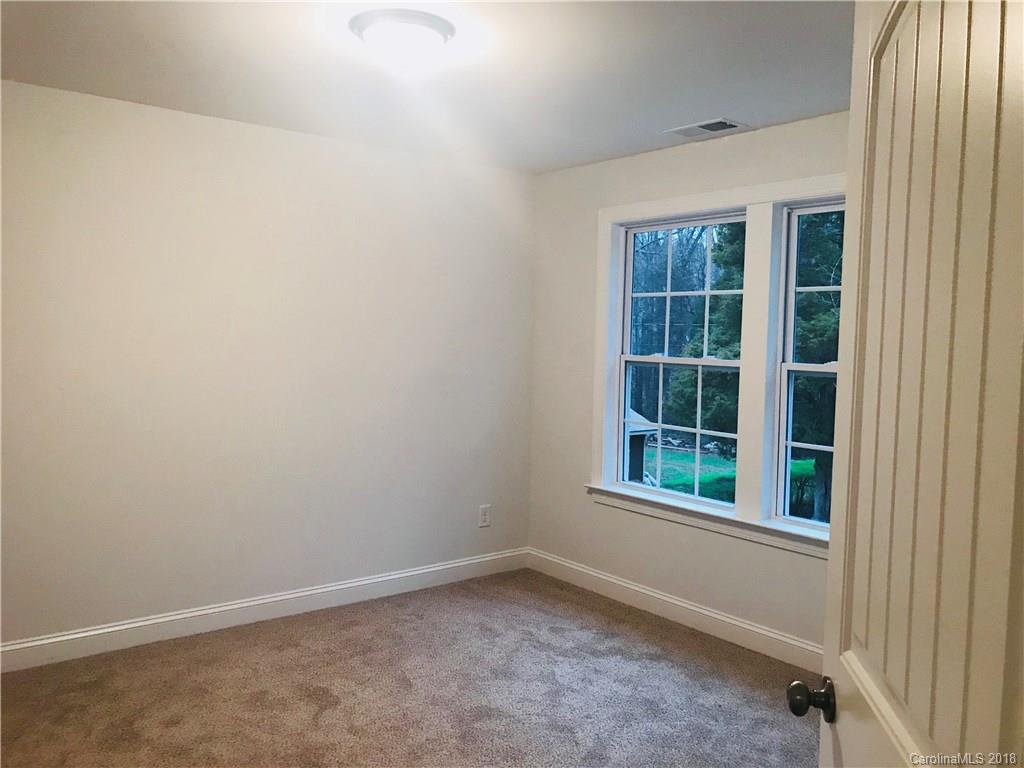 4441 Rolling Acres Road Charlotte, NC 28213 - Photo 20 of 34 Gallery Image 20