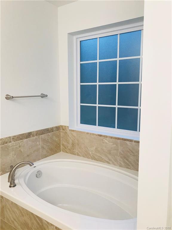 4441 Rolling Acres Road Charlotte, NC 28213 - Photo 23 of 34 Gallery Image 23