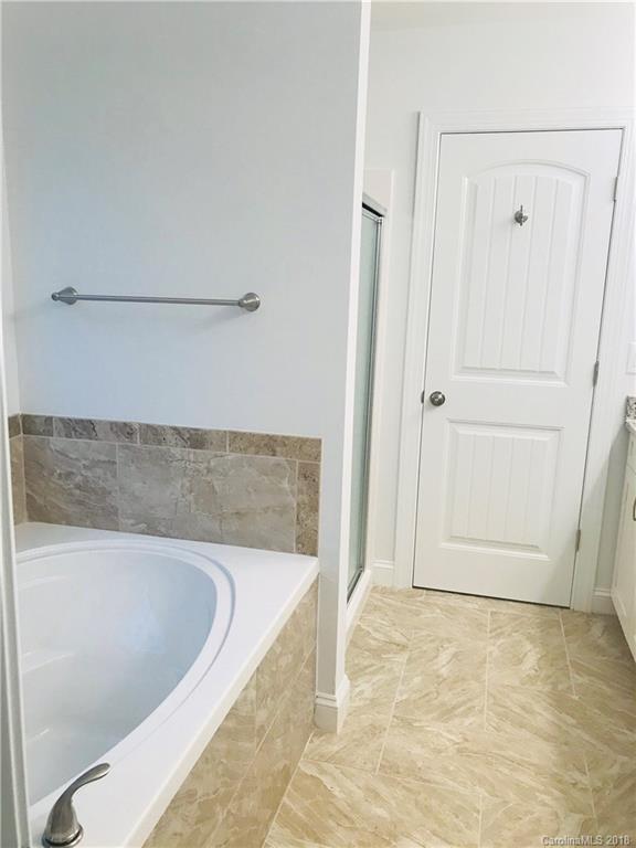 4441 Rolling Acres Road Charlotte, NC 28213 - Photo 24 of 34 Gallery Image 24