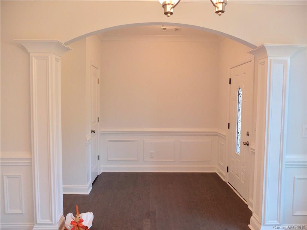 4441 Rolling Acres Road Charlotte, NC 28213 - Photo 4 of 34 Gallery Image 4