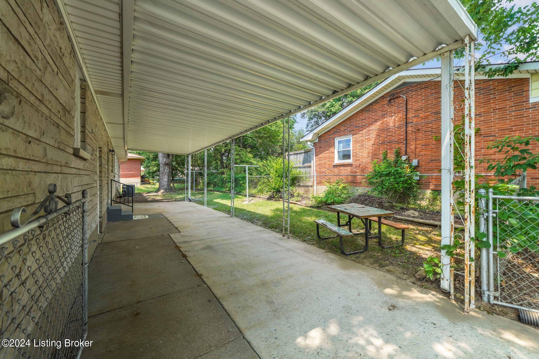 3333 Fern Lea Road Louisville, KY 40216 - Photo 51 of 52 photo_online_050
