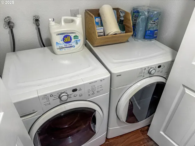 $289,000 | 13647 Gaffney Lane, Unit 10, Oregon City, OR 97045