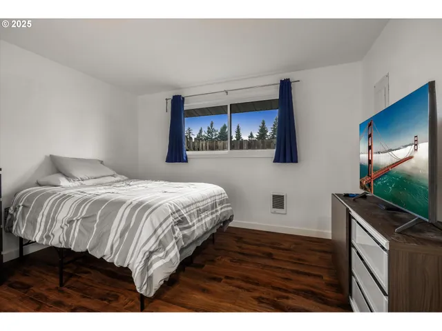 $289,000 | 13647 Gaffney Lane, Unit 10, Oregon City, OR 97045