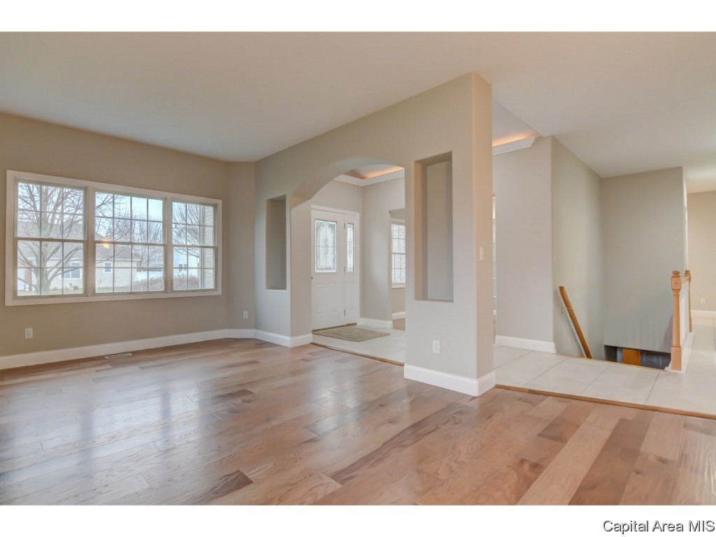 240 Gray Court Springfield, IL 62711 - Photo 18 of 35
