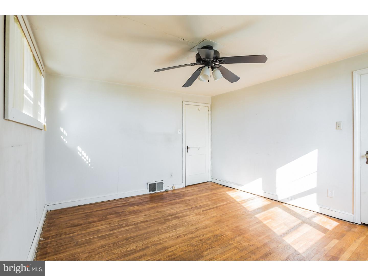 1800 Merribrook Road Philadelphia, PA 19151 - Photo 10 of 17 Bedroom - Main