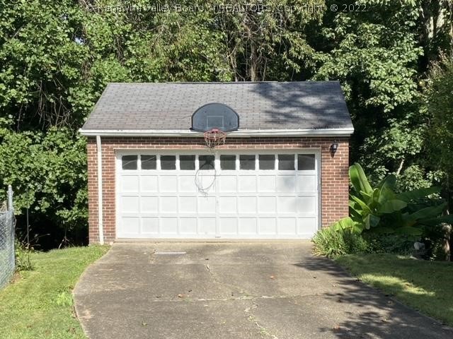 1409 Longridge Road Charleston, WV 25314 - Photo 26 of 30 Detached garage with potting shed below