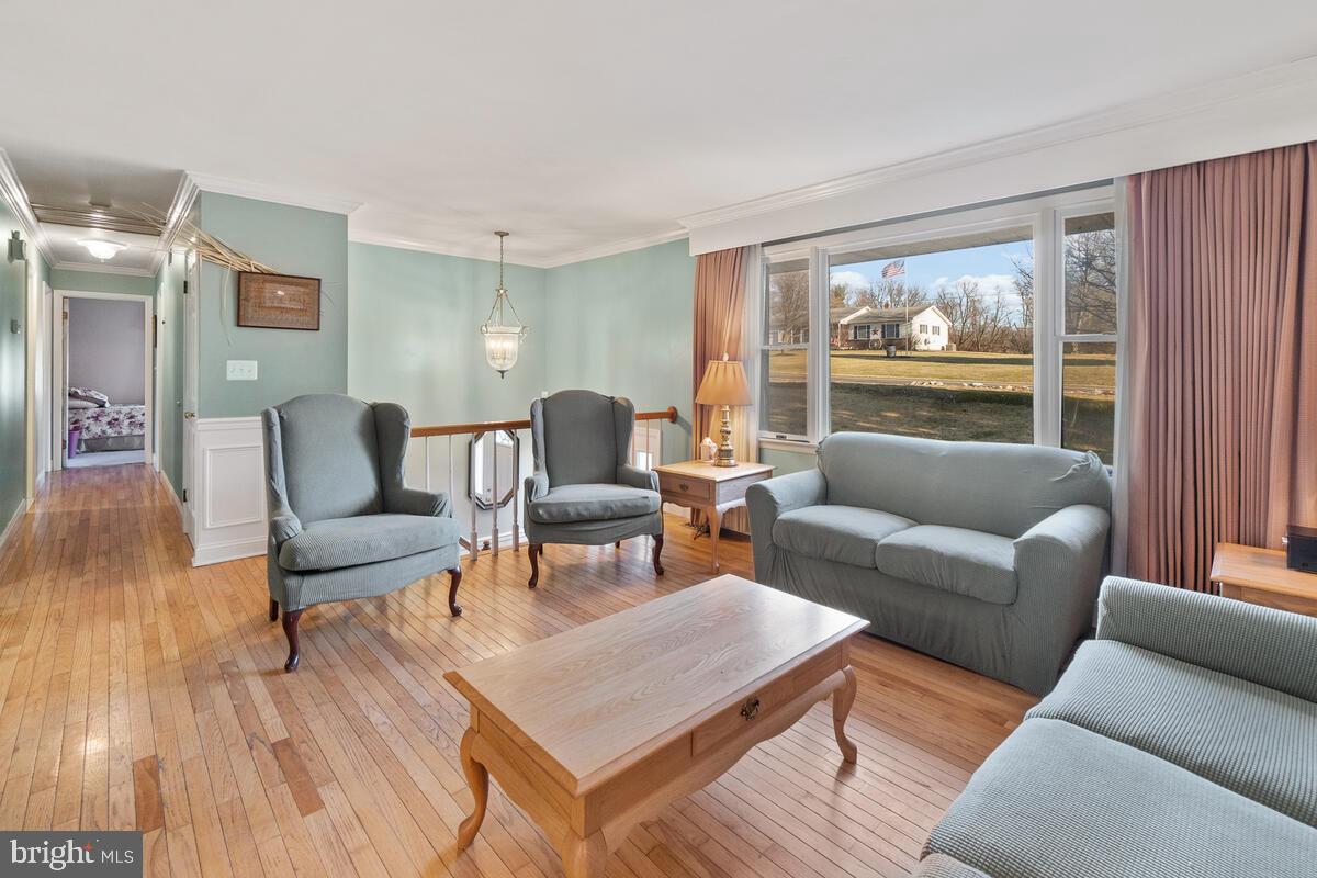 644 Oak Tree Road Westminster, MD 21157 - Photo 11 of 34