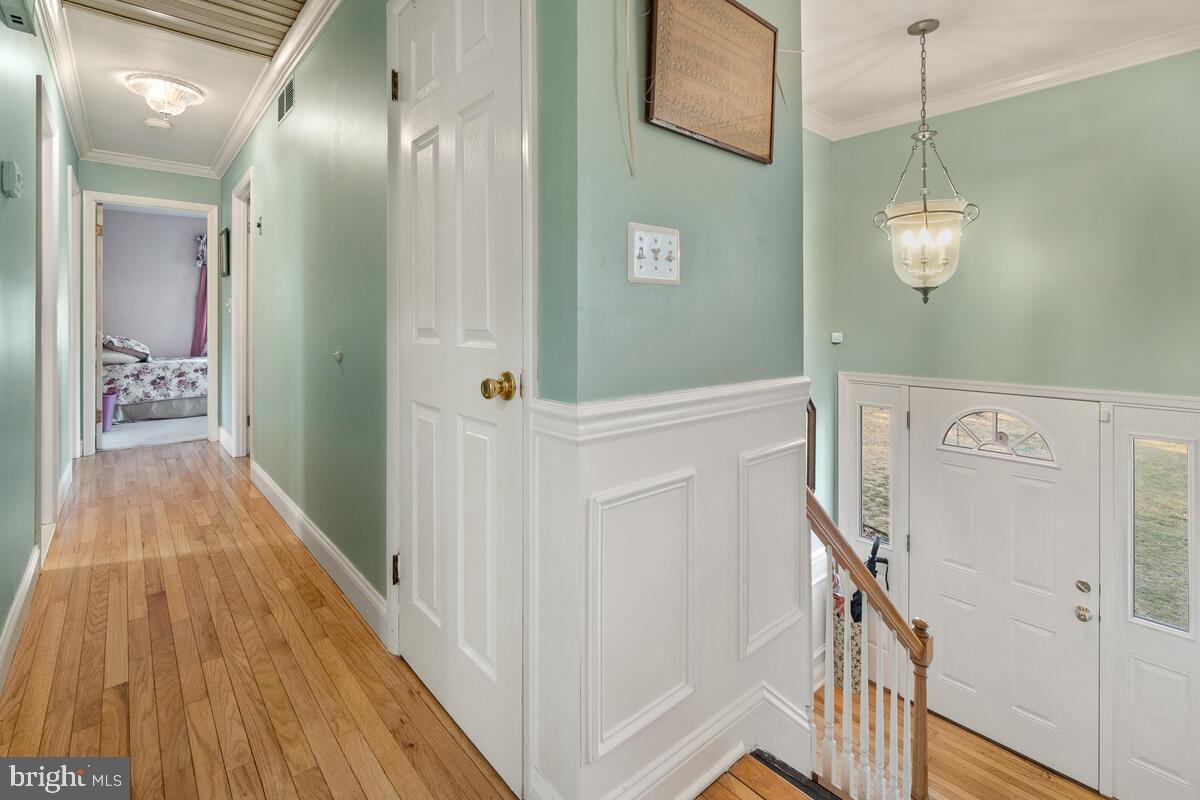 644 Oak Tree Road Westminster, MD 21157 - Photo 13 of 34