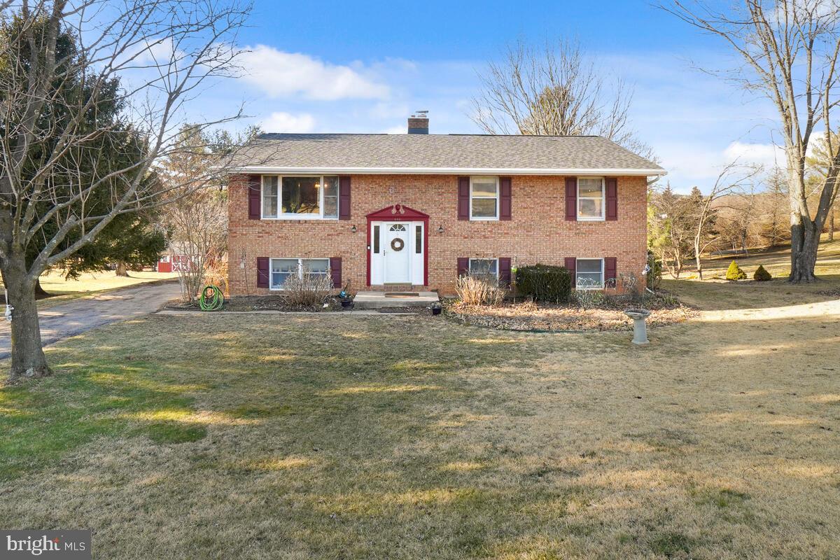 644 Oak Tree Road Westminster, MD 21157 - Photo 2 of 34