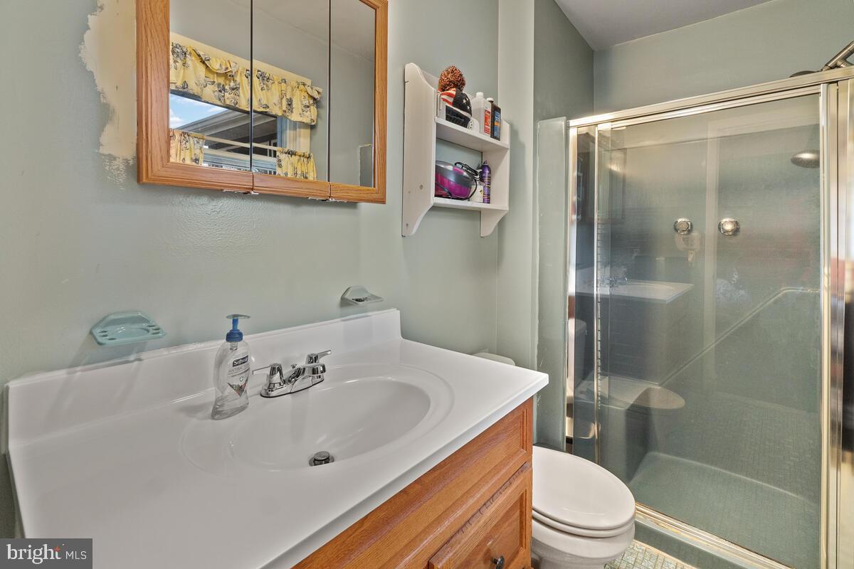 644 Oak Tree Road Westminster, MD 21157 - Photo 23 of 34