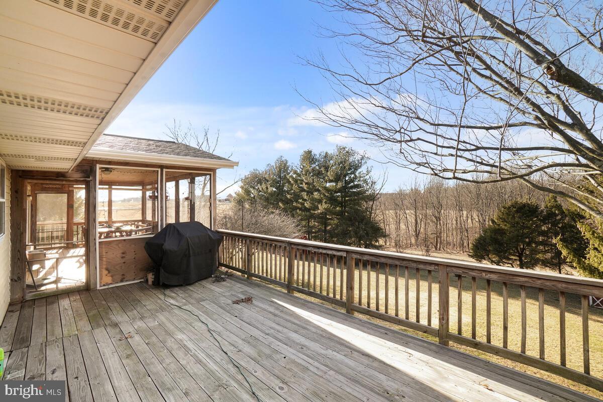 644 Oak Tree Road Westminster, MD 21157 - Photo 27 of 34