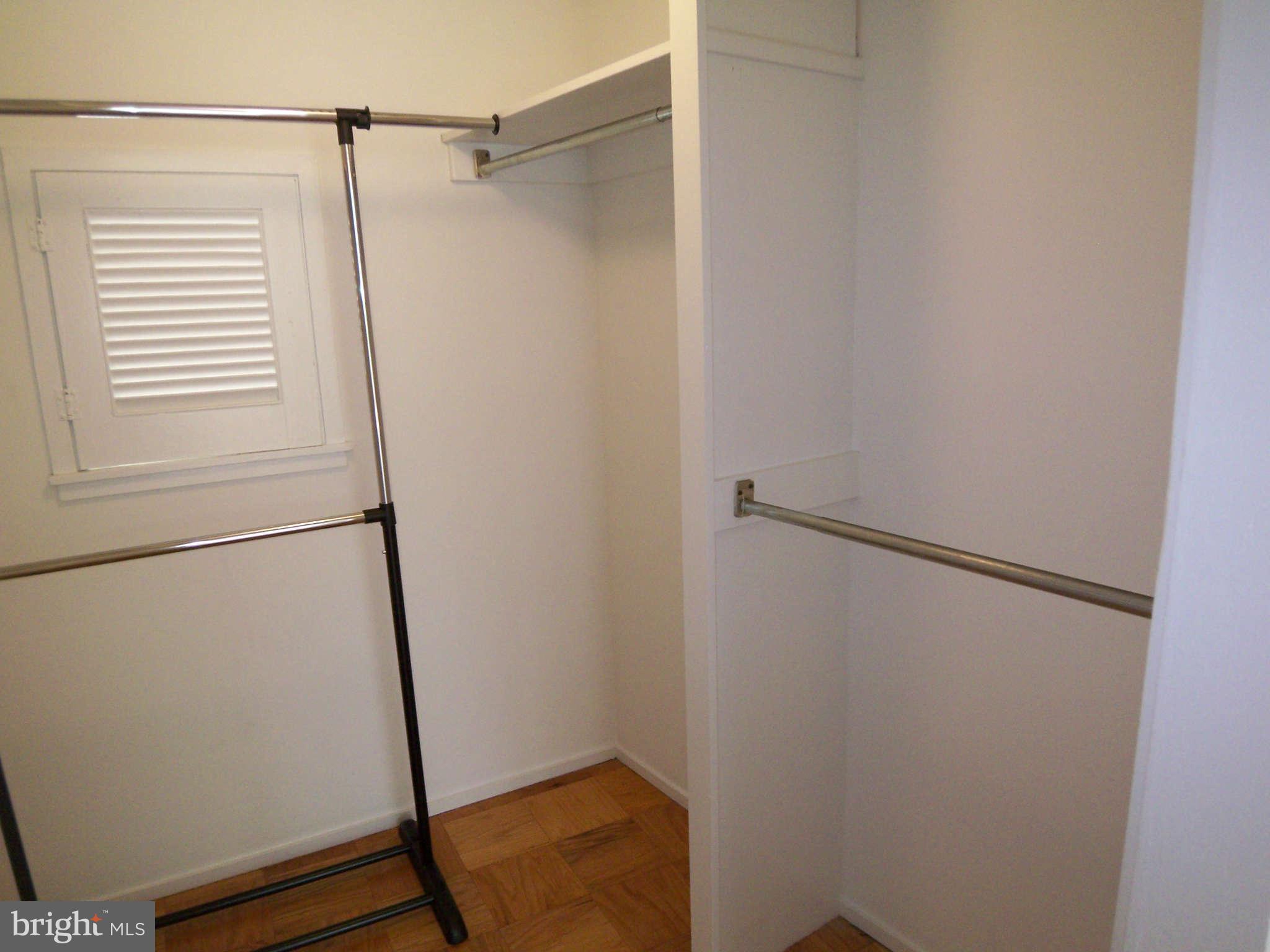 1632 Chimney House Road, Unit 1632 Reston, VA 20190 - Photo 23 of 29 Bedroom (Master)