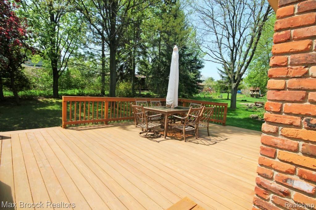 265 Union Drive Rochester, MI 48307 - Photo 22 of 23 #22.jpg