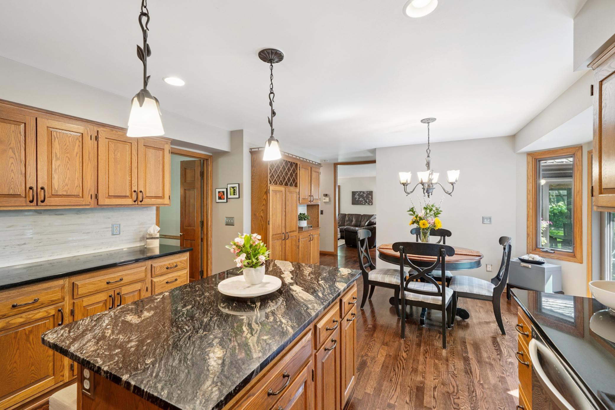 13175 Cardinal Creek Road Eden Prairie, MN 55346 - Photo 10 of 30 Gallery Image 10