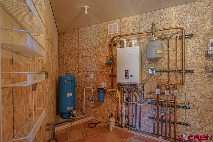 1810 Forbes Park Road Fort Garland, CO 81133 - Photo 11 of 25 a bathroom with a shower