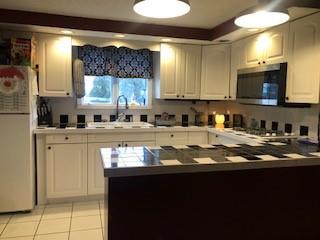1722 Eastbrook Road New Castle, PA 16101 - Photo 4 of 16