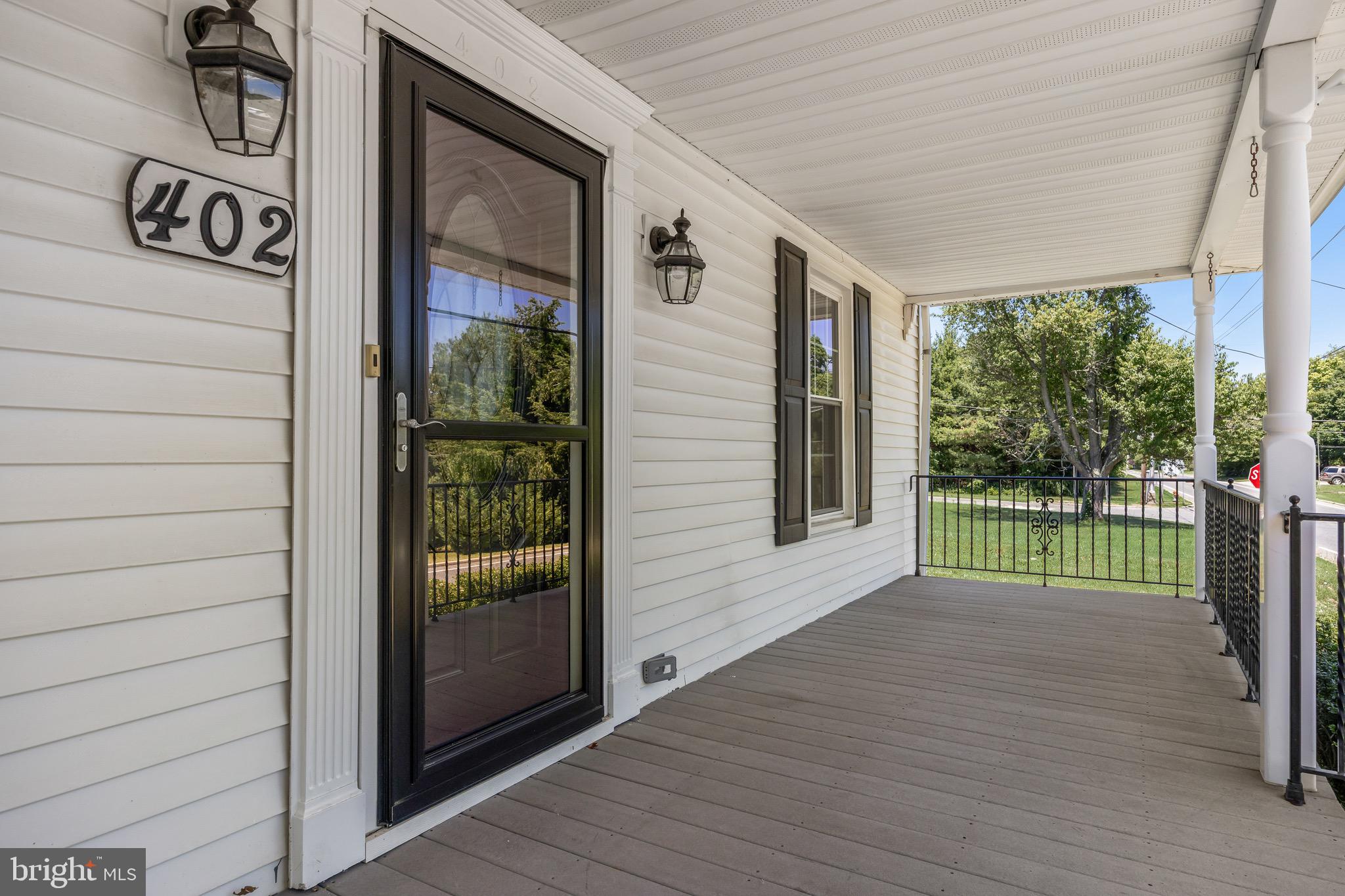402 Barnsboro Road Sewell, NJ 08080 - Photo 6 of 47 Gallery Image 6