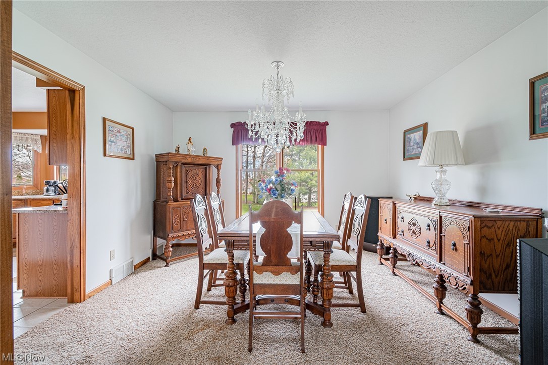 229 Clingan Road Struthers, OH 44471 - Photo 6 of 35 Gallery Image 6
