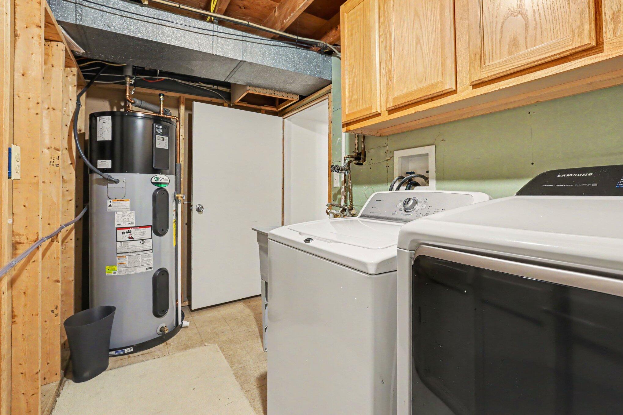 1653 Ridgeview Street Southeast Grand Rapids, MI 49506 - Photo 26 of 30 026_file_6079