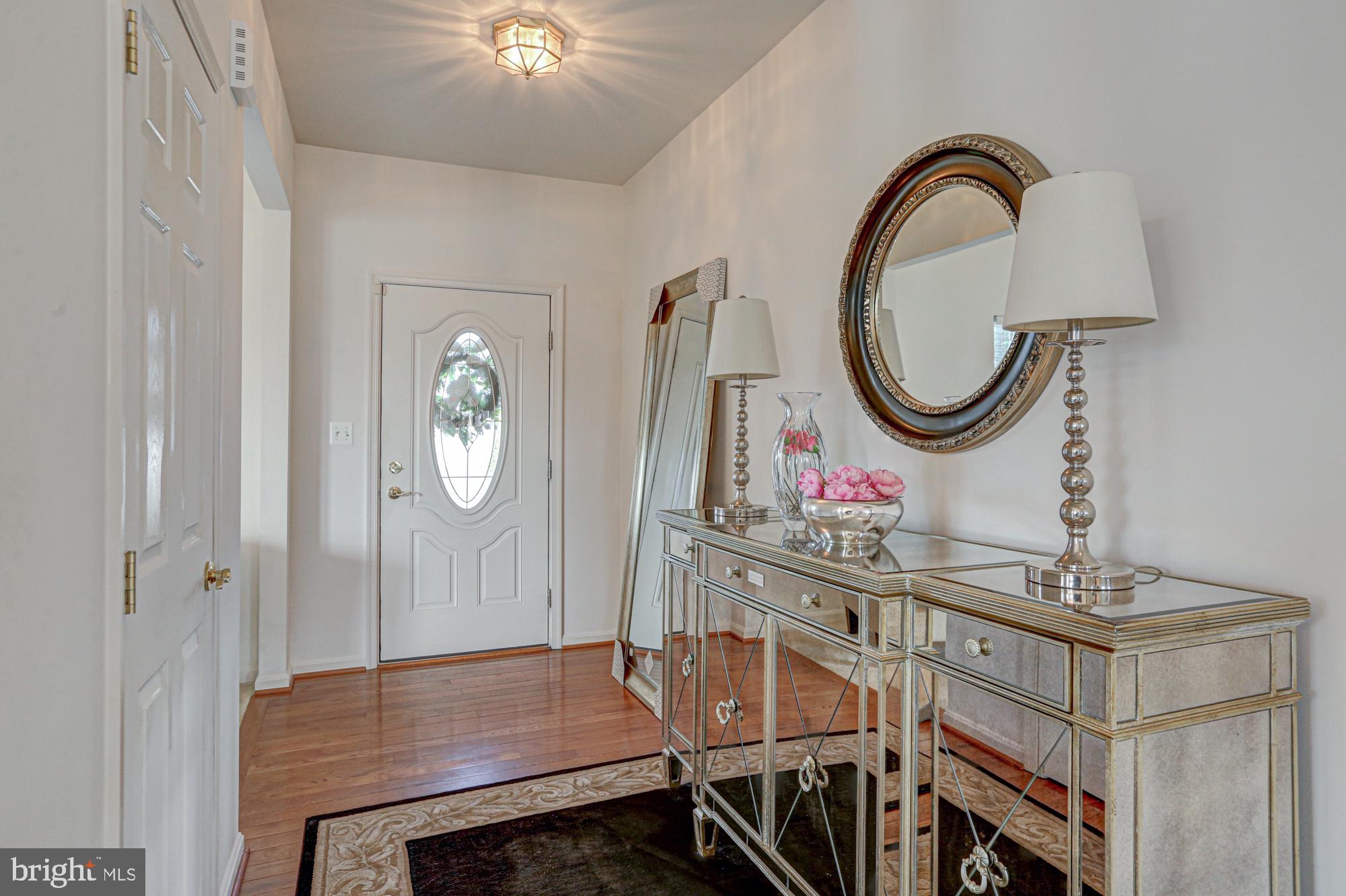43 Autumn Terrace Magnolia, DE 19962 - Photo 32 of 86 Elegant entryway with mirrored accents.