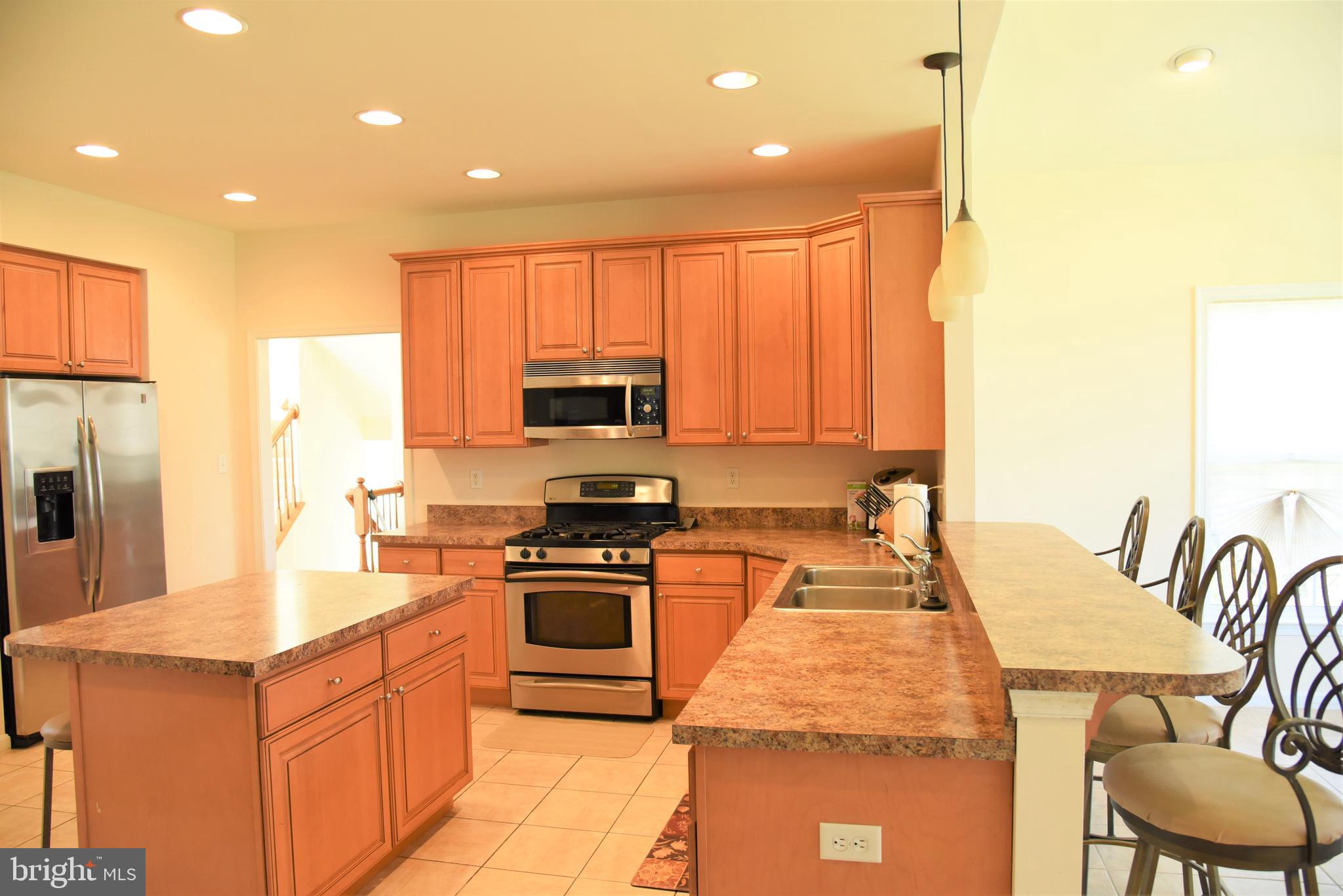 2744 Ridge Road Baltimore, MD 21244 - Photo 14 of 36 Kitchen