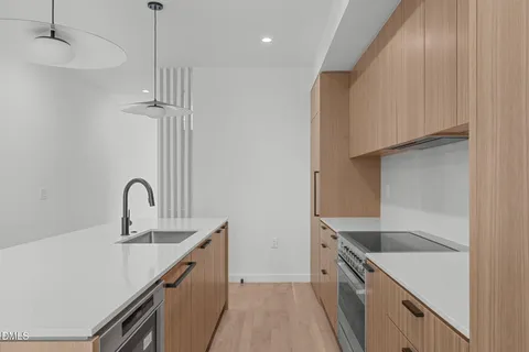 $1,249,000 | 501 South Bloodworth Street, Unit 105, Raleigh, NC 27601
