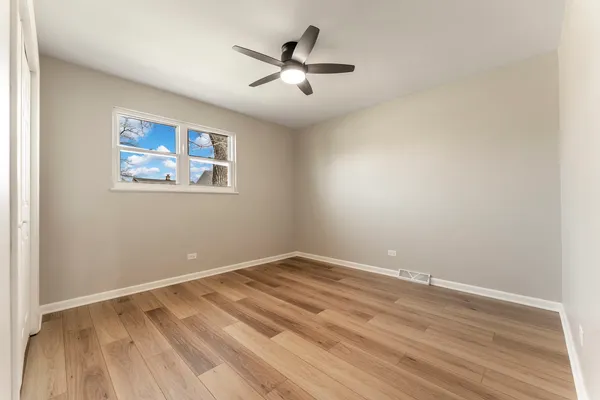 $725,000 | 646 Babcock Avenue, Elmhurst, IL 60126
