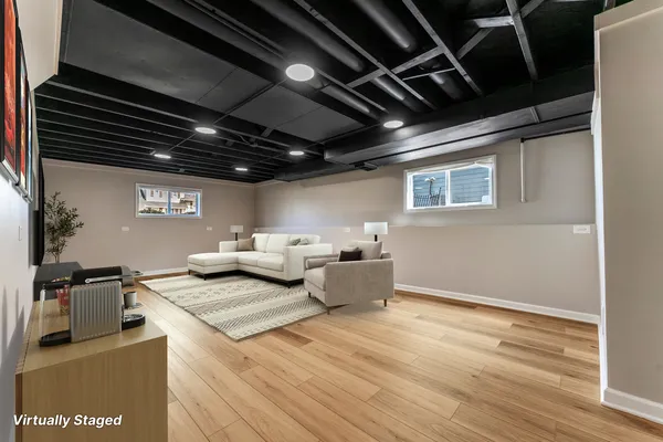 $725,000 | 646 Babcock Avenue, Elmhurst, IL 60126