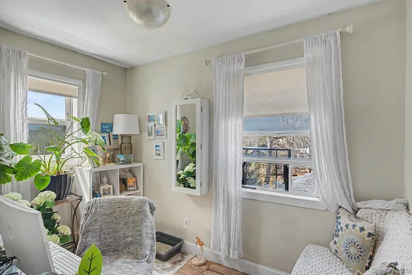 $629,900 | 64 Sweetbriar Drive, Mastic, NY 11950