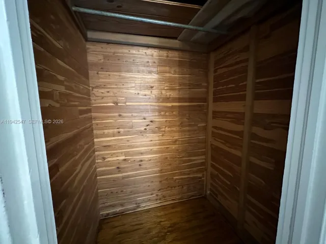 $4,750 | 3050 Southwest 21st Street, Miami, FL 33145