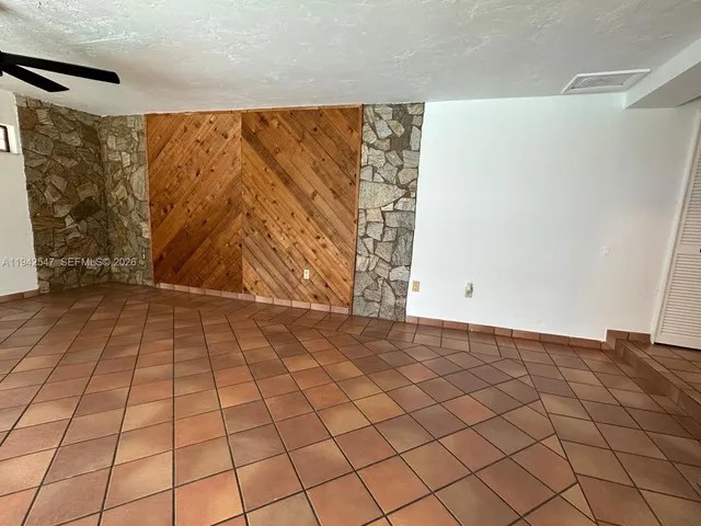 $4,750 | 3050 Southwest 21st Street, Miami, FL 33145