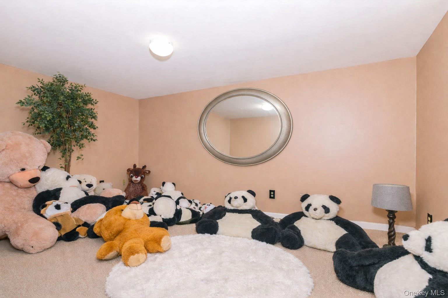 59 Prairie Avenue Suffern, NY 10901 - Photo 19 of 21 a bathroom with a sink mirror and vanity