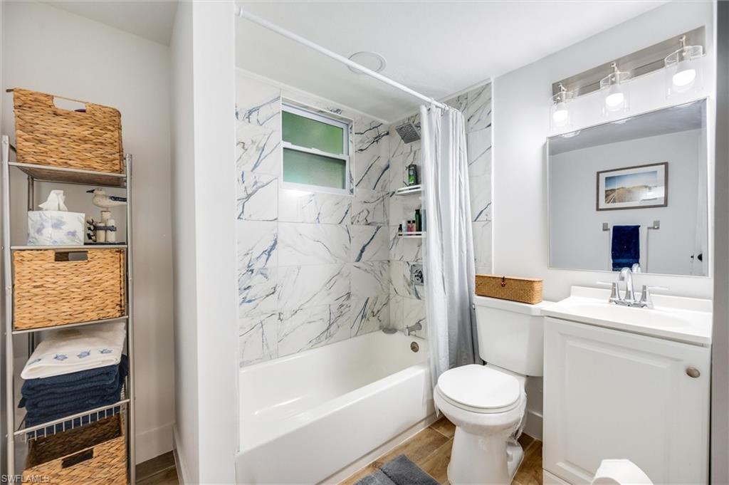 2432 Lake Avenue Naples, FL 34112 - Photo 21 of 37