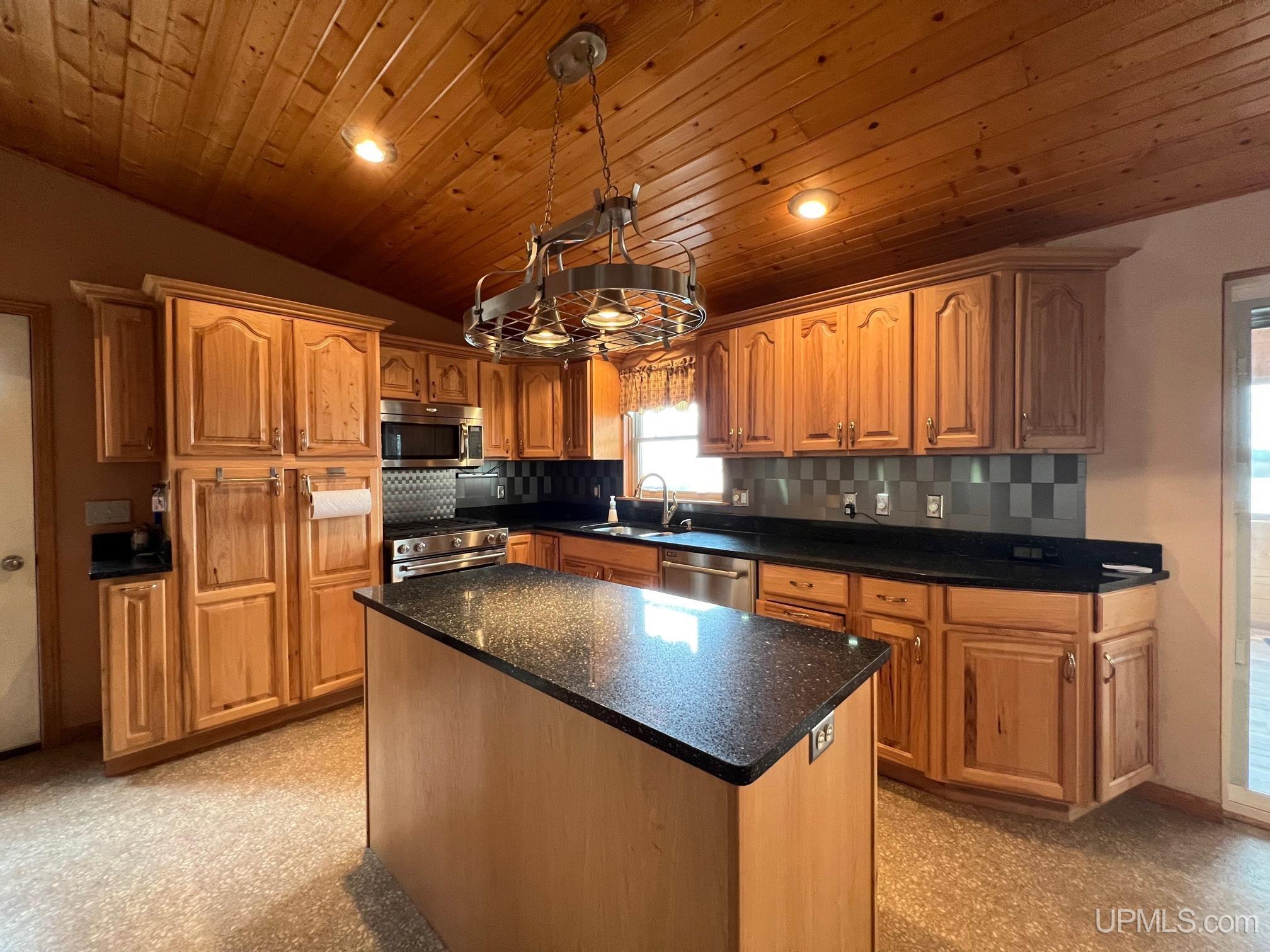 3119 Co Road Ishpeming, MI 49849 - Photo 18 of 52