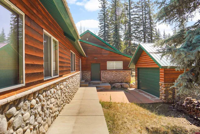 a view of a patio with mountain view and a mountain view in back
