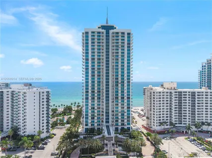 $1,550,000 | 3101 South Ocean Drive, Unit 2705, Hollywood, FL 33019